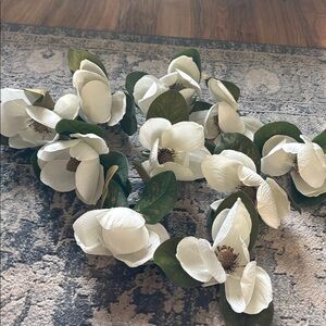 Pier 1 Imports  Magnolia Flower Napkin Rings set of 
10